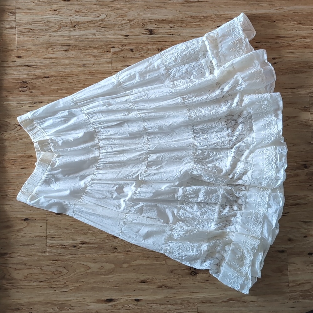 Cecico White Tiered Lace Maxi Skirt